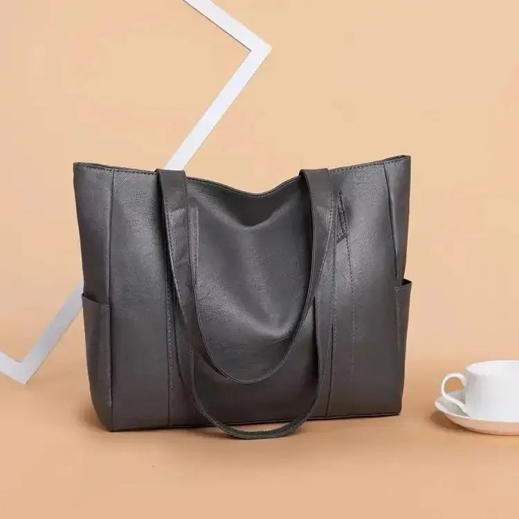 Erikas Minimalistischer Luxus | Schultertasche PU-Leder